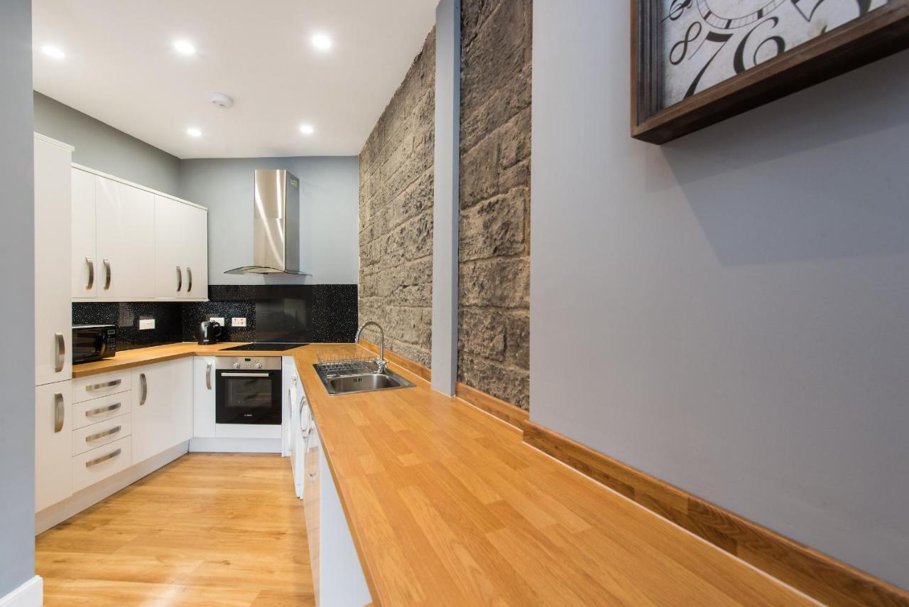 Spacious Grassmarket 2 bedroom apartment EDI Buitenkant foto